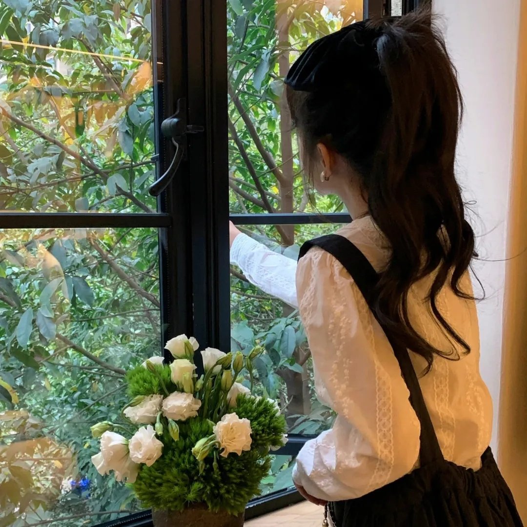 蓝色大丽花