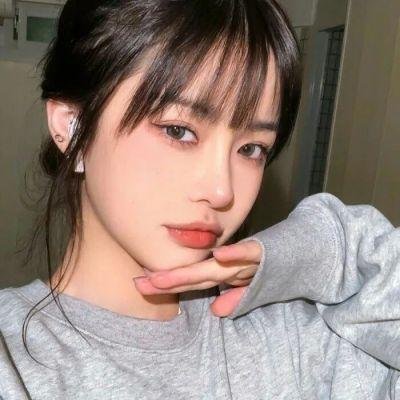 牌坊下的女人